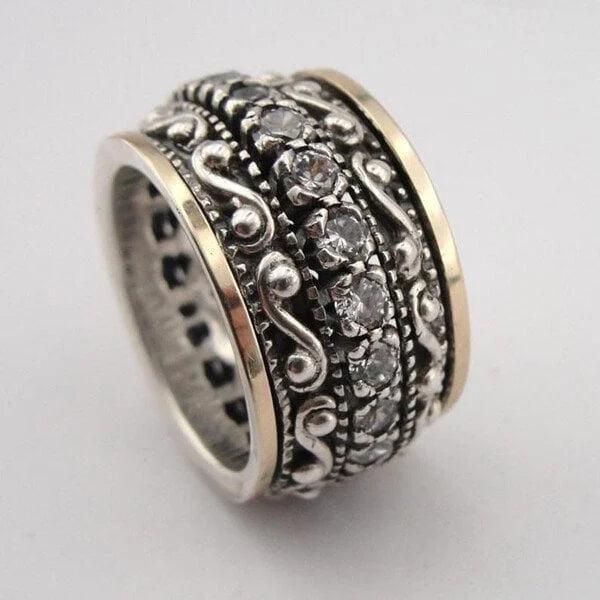 Ring with carved gemstone