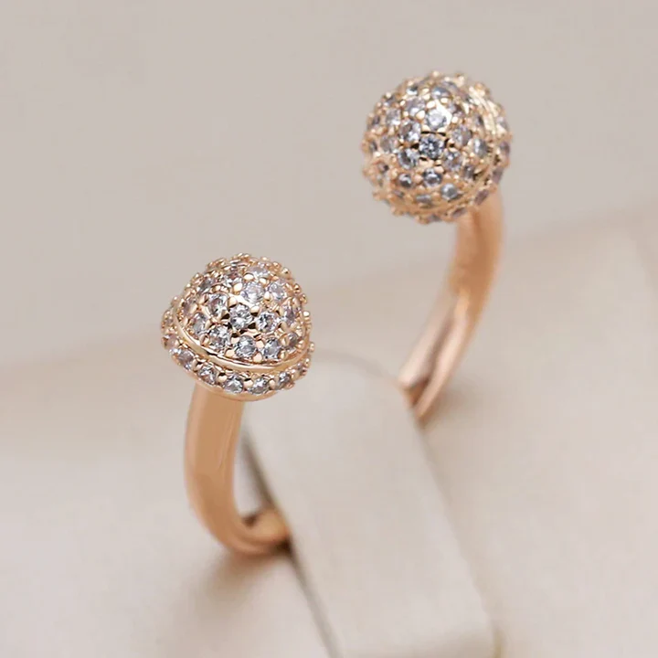 Elegant ring with open light beads