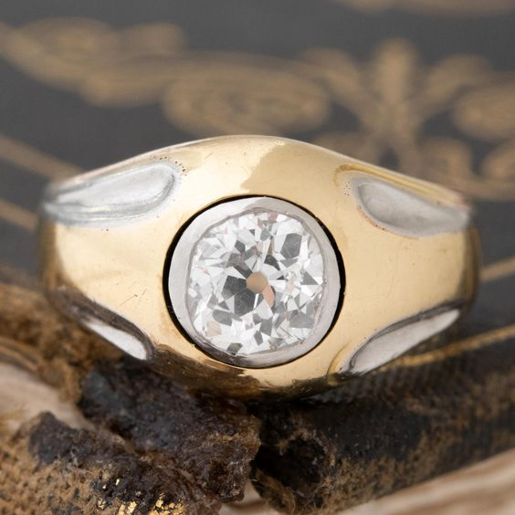 Vintage Gold Shining Ball Ring